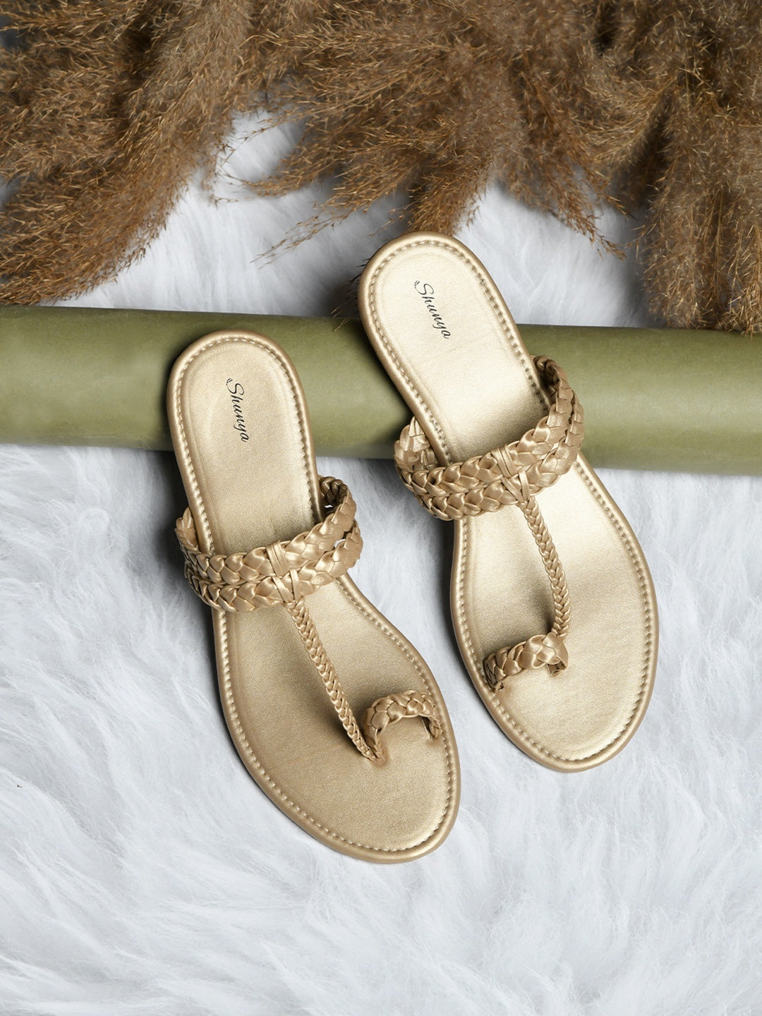 Elegant Golden Braided Toe-Ring Flat Sandals for Everyday Comfort