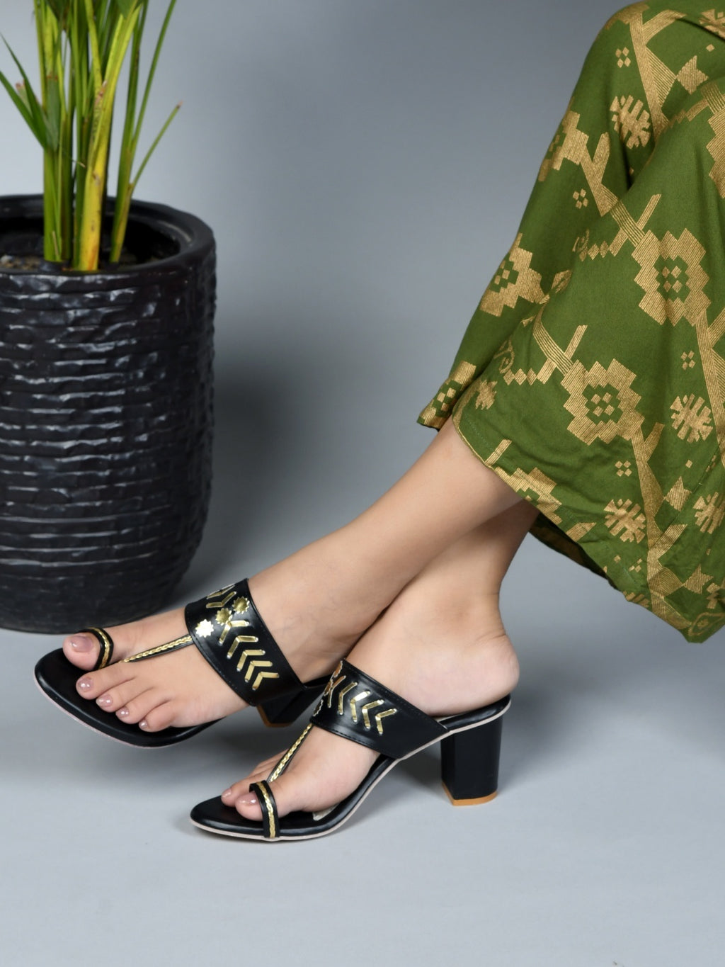 Black Ethnic Kolhapuri Triangle Heels Sandal