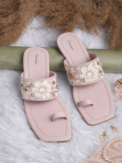Elegant Floral Embroidered Women’s Slip-On Sandals – Soft Pink Square Toe Flats