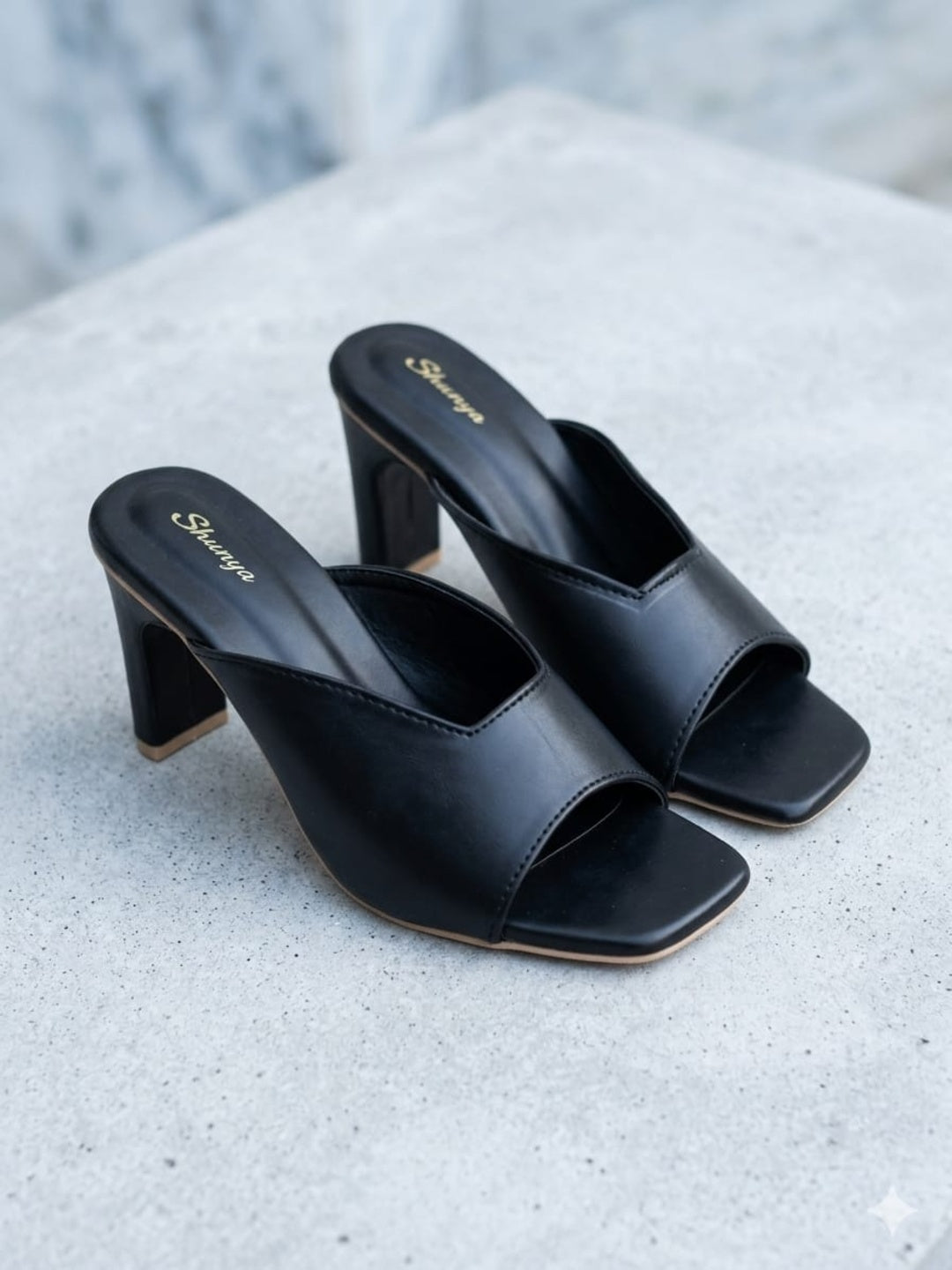Black Open Toe sleek Fashion Sandal